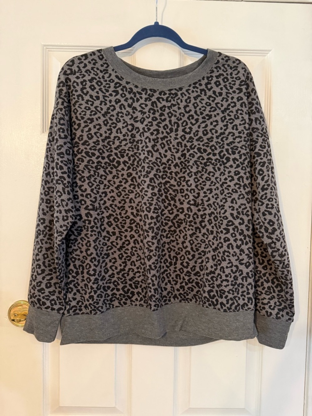 Splendid Charcoal and Light Gray Leopard Print Pullover